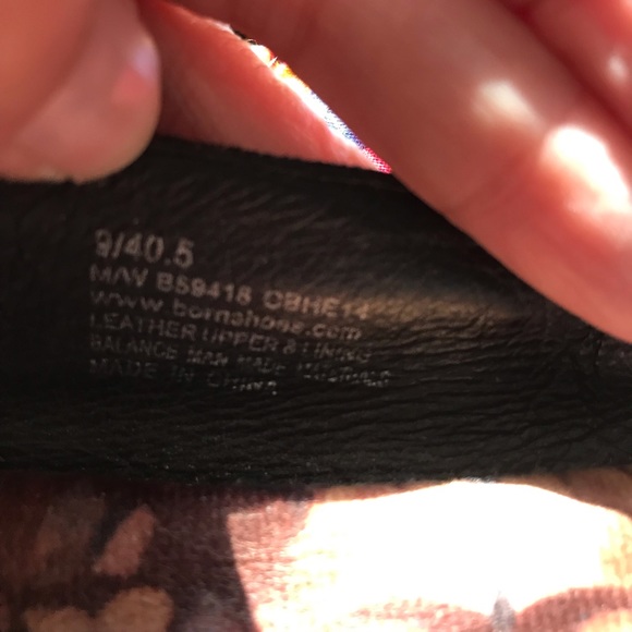 Born iridescent gold and black flats - Picture 4 of 16